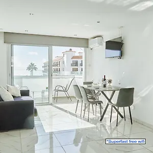 Nissi Avenue Hotel apartamentowy Ajia Napa